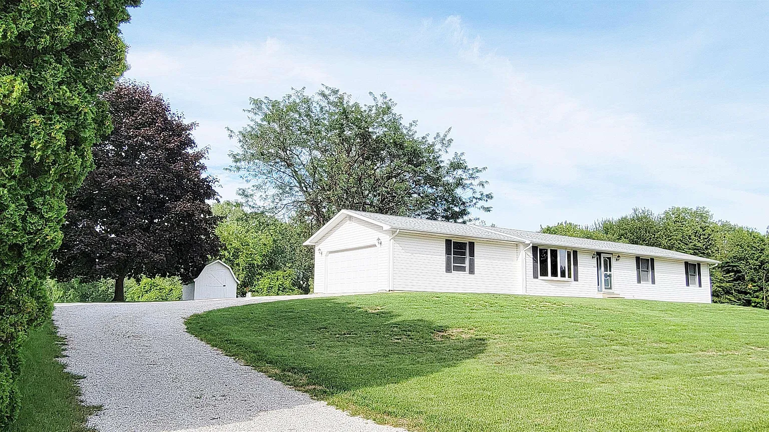 714 Dogwood Dr photo 1