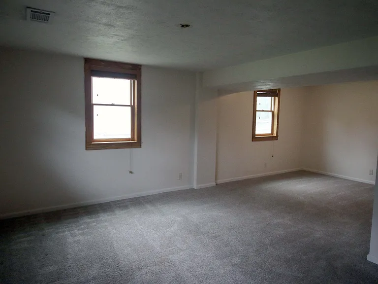 1414 Willow Ave — Photo 13