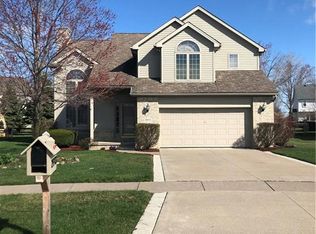 29743 Brookview Ct, Perrysburg, OH 43551