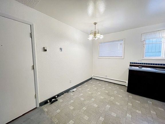 5th image of 3037 W 30th Ave #4