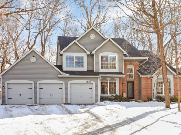 17109 New Market Dr, Eden Prairie, MN 55347