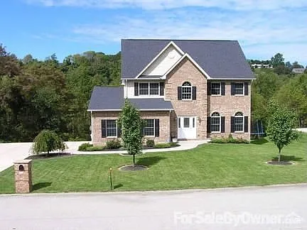 140 Morningstar Dr photo 1