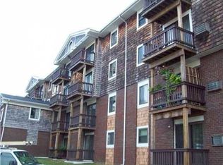 1190 Charles St APT 50, North Providence, RI 02904