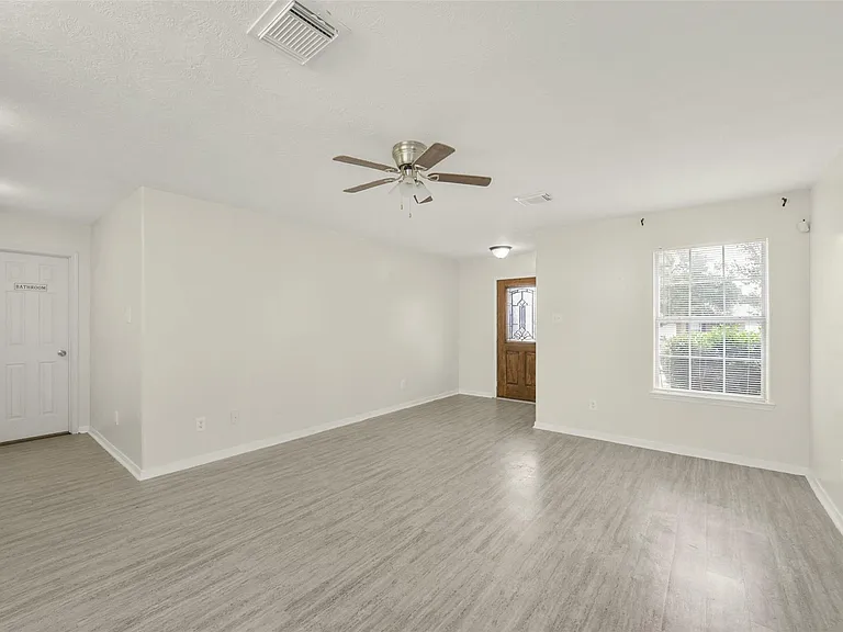839 Autumn Point Ln — Photo 11