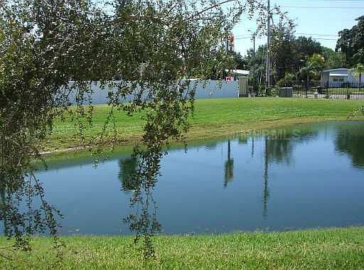 5th image of 188 Coquina Bay Dr