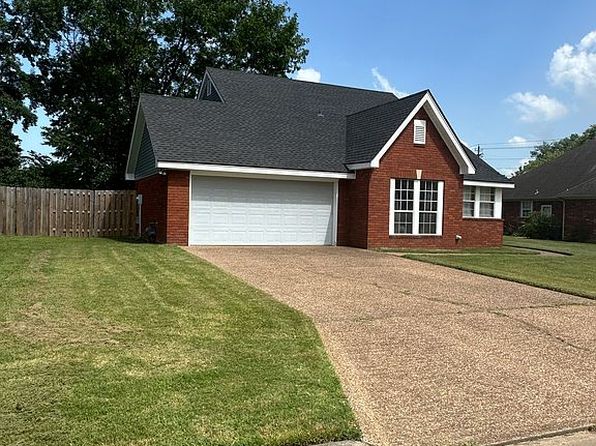 608 Meadowbrook Dr