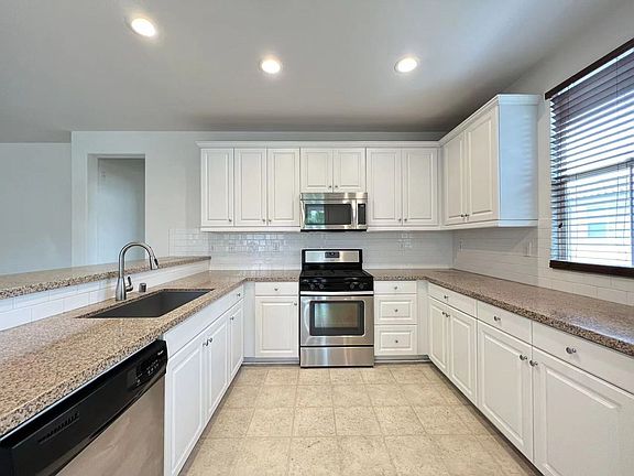 4th image of 859 East Promenade Unit G