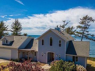 1455 W Beach Rd, Oak Harbor, WA 98277