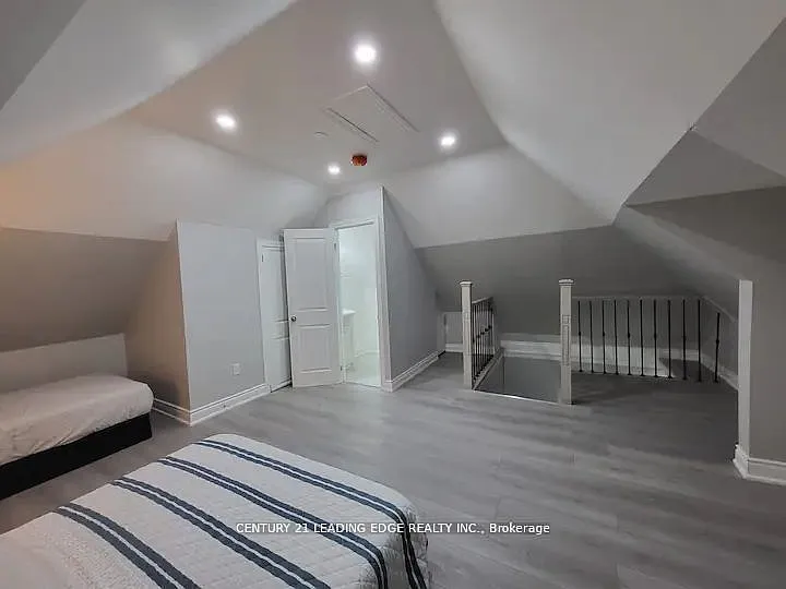 5595 Wesley Pl — Photo 20