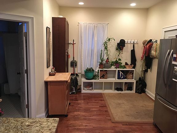 5th image of 3051 N Sawyer Ave