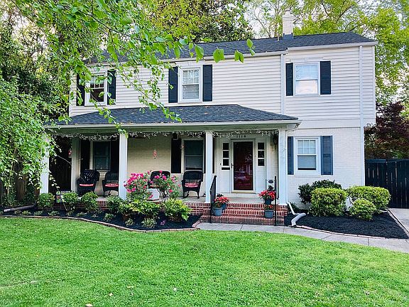 2nd image of 1114 Cambridge Cres