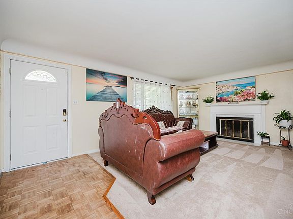 4th image of 9168 Millcliff Dr