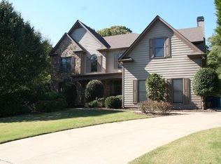 1305 Water View Ln, Suwanee, GA 30024