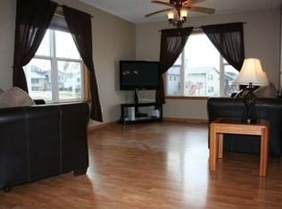 5312 Park Meadow Dr, Madison, WI 53704 | Zillow