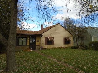 318 Riverside Dr, Dolton, IL 60419