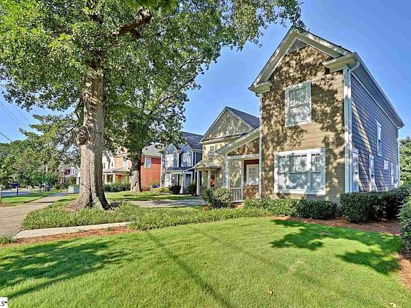 Well-maintained neighborhood
