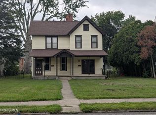 330 W Clinton St #1/2, Napoleon, OH 43545