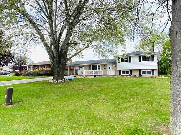 2nd image of 622 Sandra Cres
