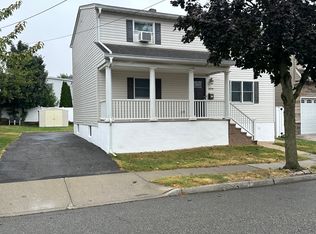 329 2nd St FLOOR 1, Carlstadt, NJ 07072