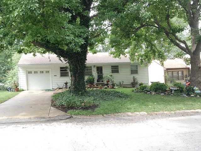 Charming Ranch with Mature Trees and Landscaping