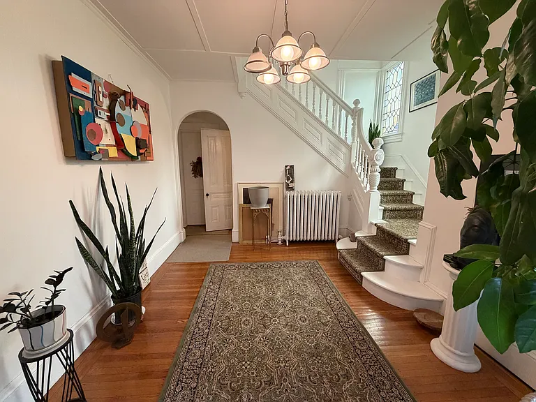 77 Nonotuck St #3 — Photo 5