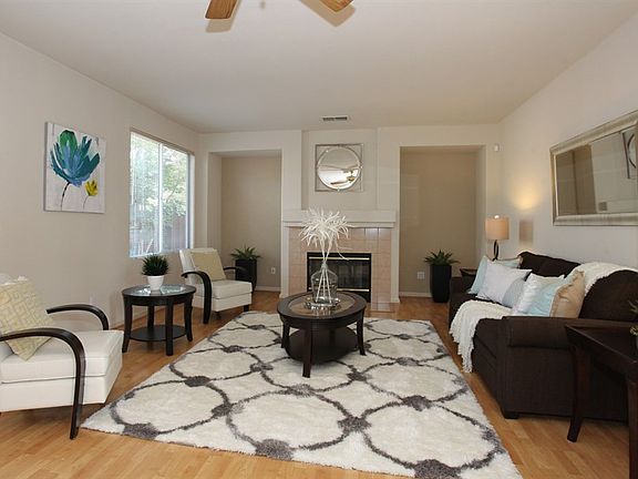 5th image of 4025 Lakeview Ct