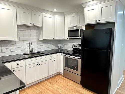 616 Columbus Ave #B1 Photo 1