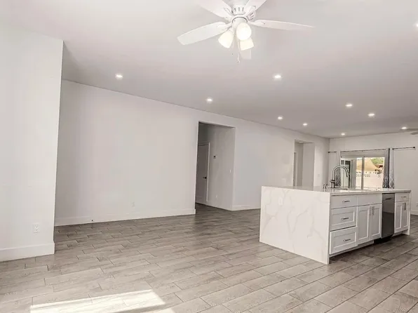 2640 E Beverly Ln #2, Phoenix, AZ 85032