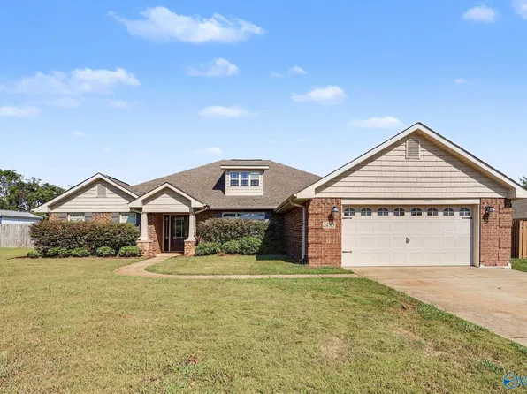 24765 Rolling Vista Dr, Athens, AL 35613