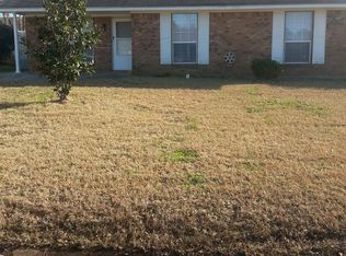 9 Planters Ln, Gulfport, MS 39503