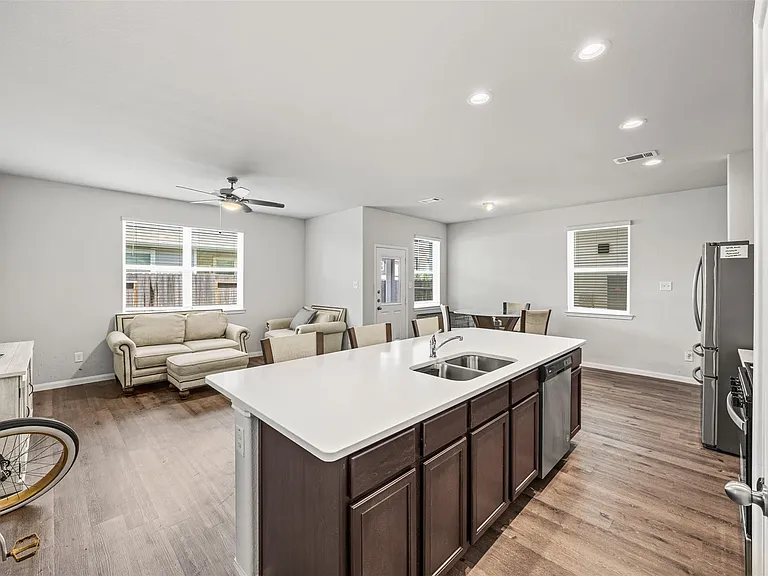 3919 Faletti Dr — Photo 7