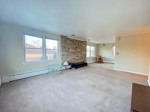 4th image of 116 N Cass Ave