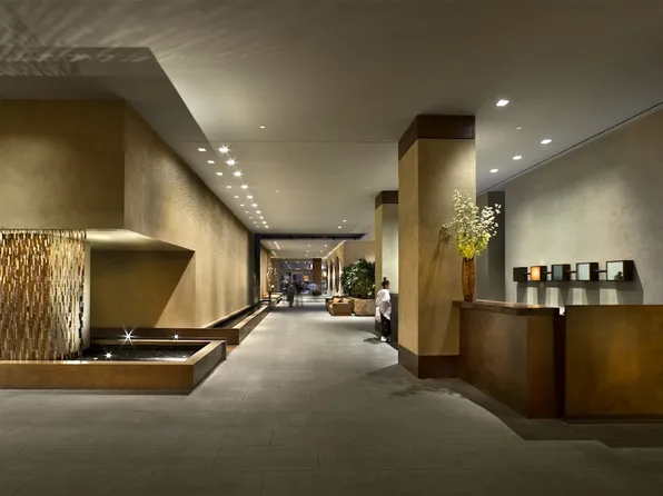 450 West 17th Street image 15 of 19