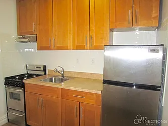 Rented by City Connections Realty