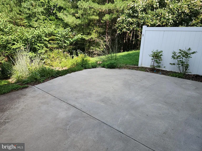 23431 Dahlia Cir — Photo 16