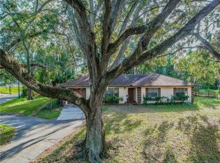 5444 N River Shore Dr, Tampa, FL 33603