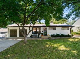 7141 Belinder Ave, Prairie Village, KS 66208