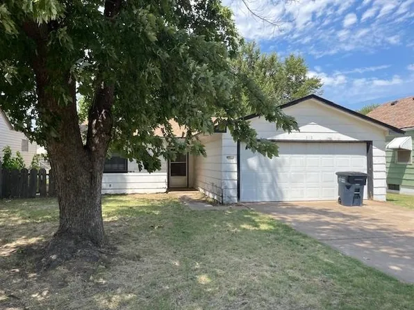 318 W Poplar Ave, Enid, OK 73701