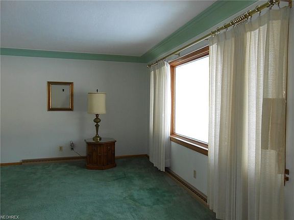 3rd image of 3298 Regina Ave