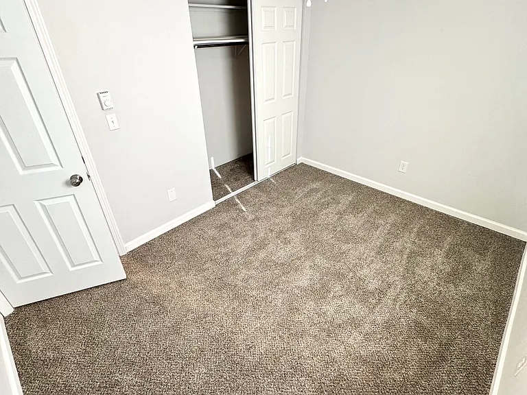 Madison Place Apartments — Photo 11