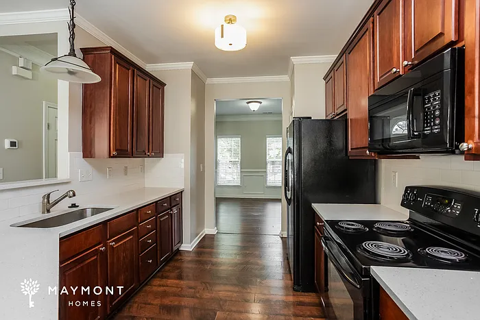130 N Arcadian Way — Photo 7