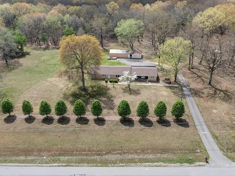 8701 Tullahoma Hwy — Photo 3
