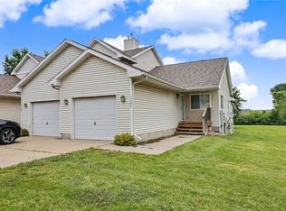1121 10th Ave NW, Altoona, IA 50009
