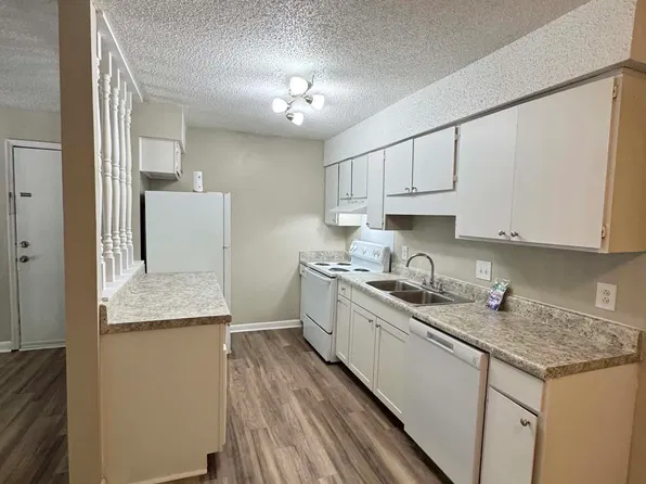 J173-4601 Packard Dr, Nashville, TN