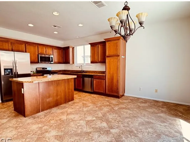 7965 Limestone Arch Ave — Photo 17