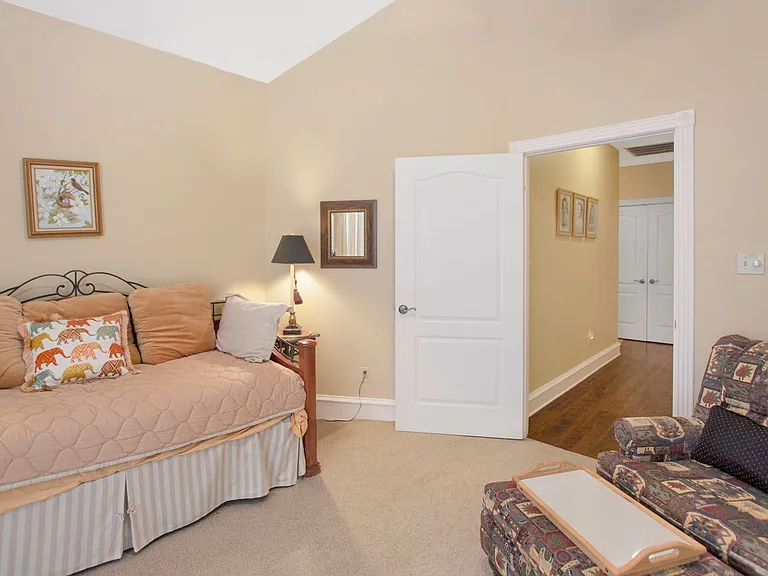 13310 White Tail Dr — Photo 23