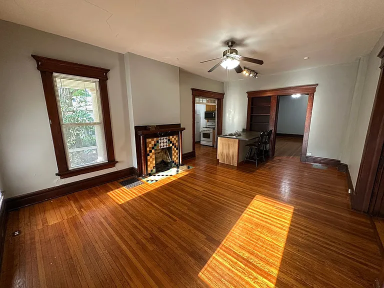 Williams St 2369 MLR — Photo 6
