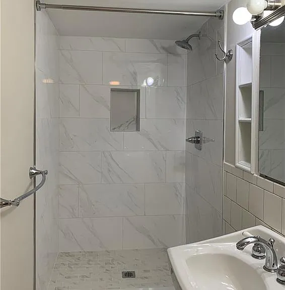 427 Lowerline St #C — Photo 11