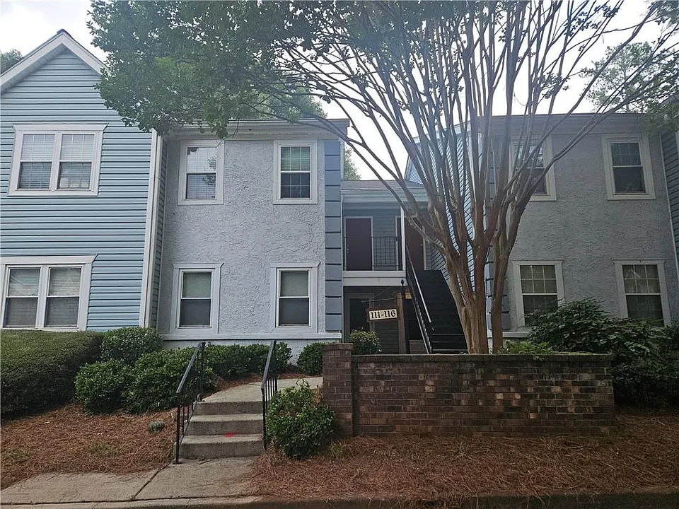 113 Hampshire Ct #113