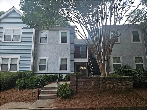 113 Hampshire Ct #113 Photo 1